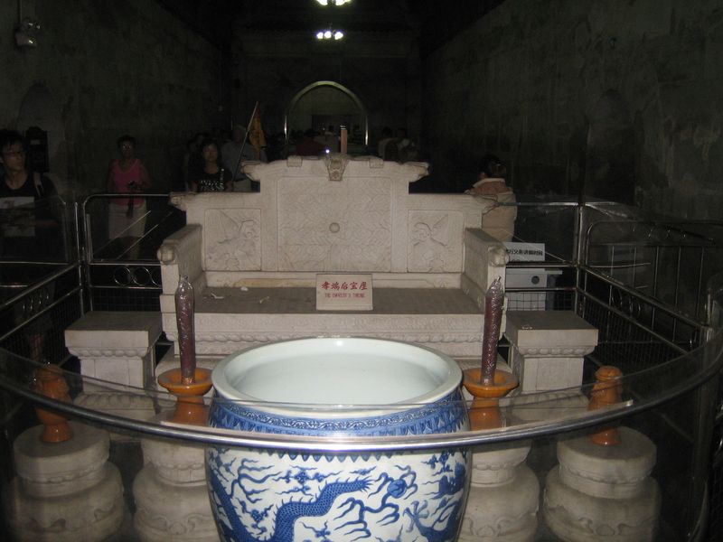 Beijing_05_Ming_Tombs_008.jpg