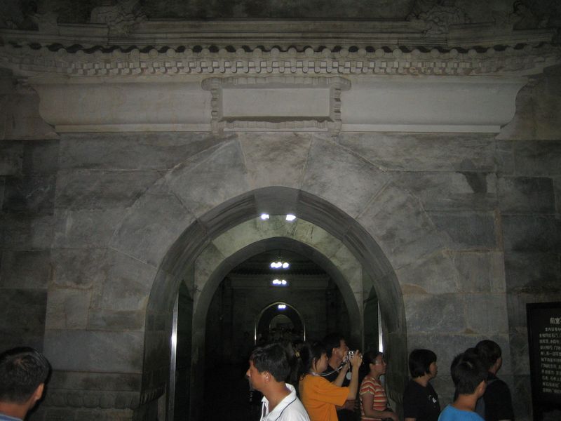Beijing_05_Ming_Tombs_009.jpg