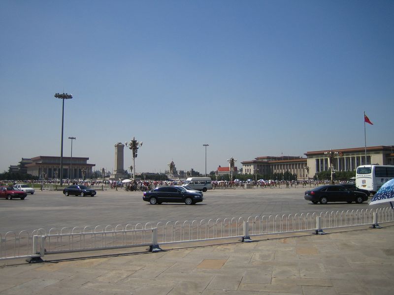Beijing_05_Tian_anmen_025.jpg