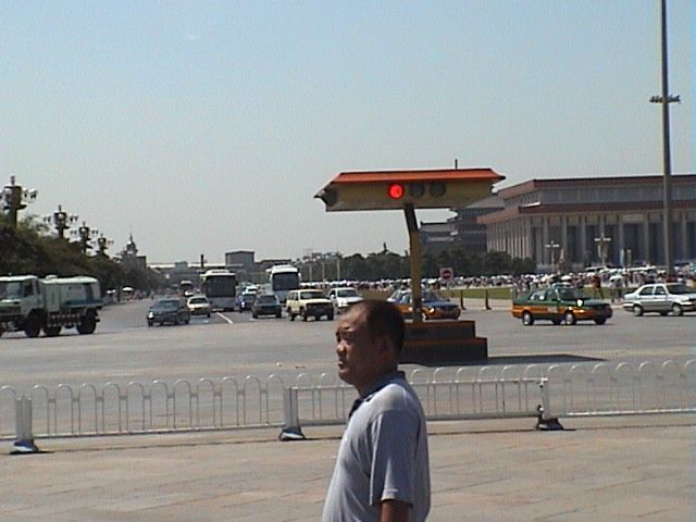 Beijing_05_Tian_anmen_065.jpg