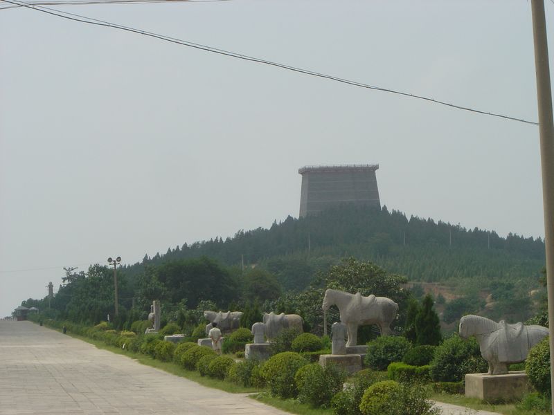 Xi_an_05_Qianling_Tomb_015.jpg