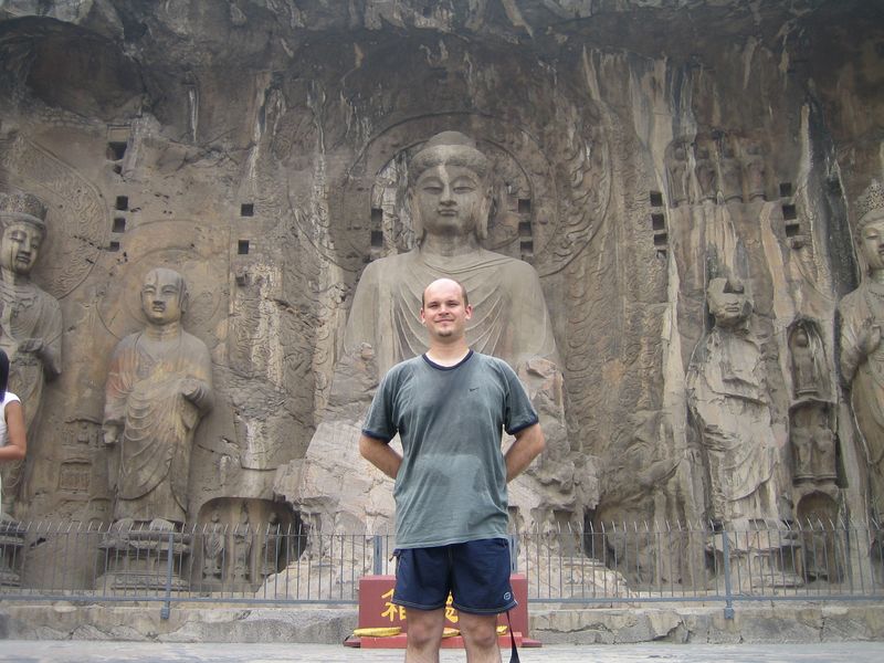 Zhengzhou_05_Longmen_Grottoes_011.jpg