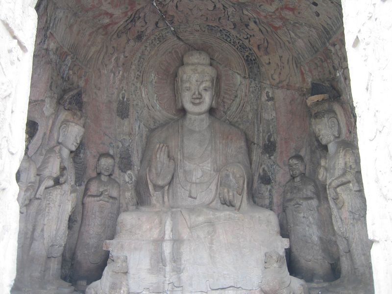 Zhengzhou_05_Longmen_Grottoes_017.jpg