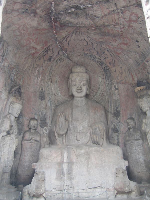 Zhengzhou_05_Longmen_Grottoes_018.jpg