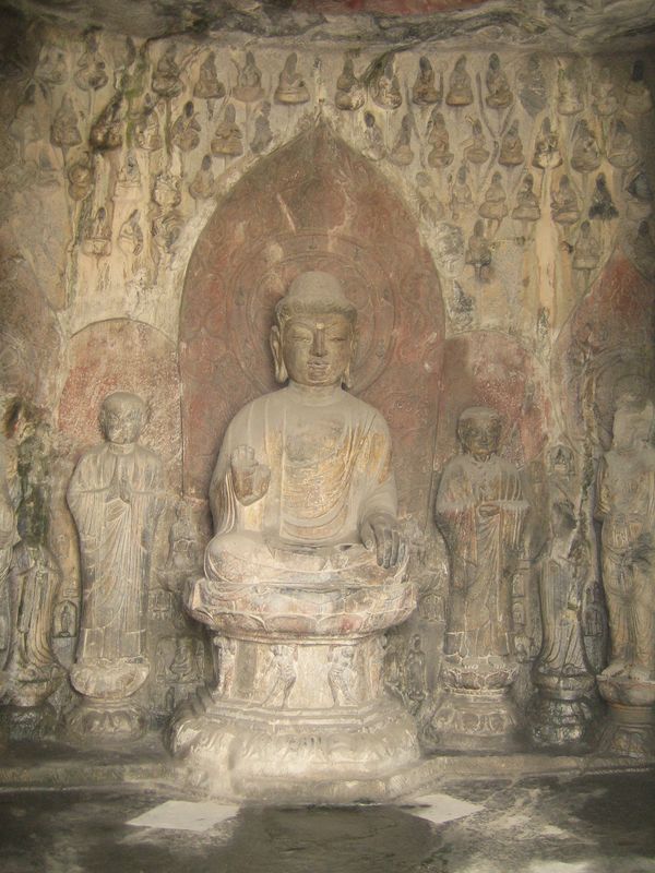 Zhengzhou_05_Longmen_Grottoes_024.jpg