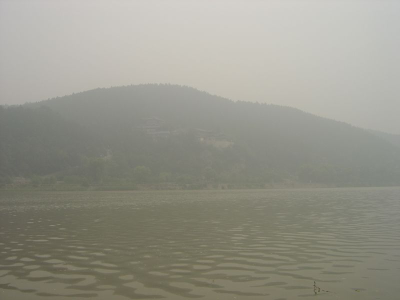 Zhengzhou_05_Longmen_Grottoes_040.jpg