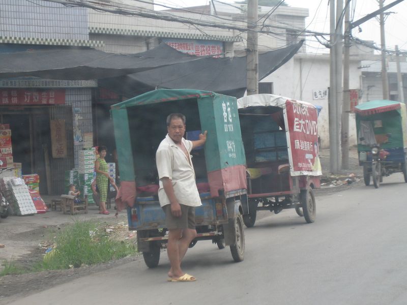 Zhengzhou_05_On_the_Road_009.jpg