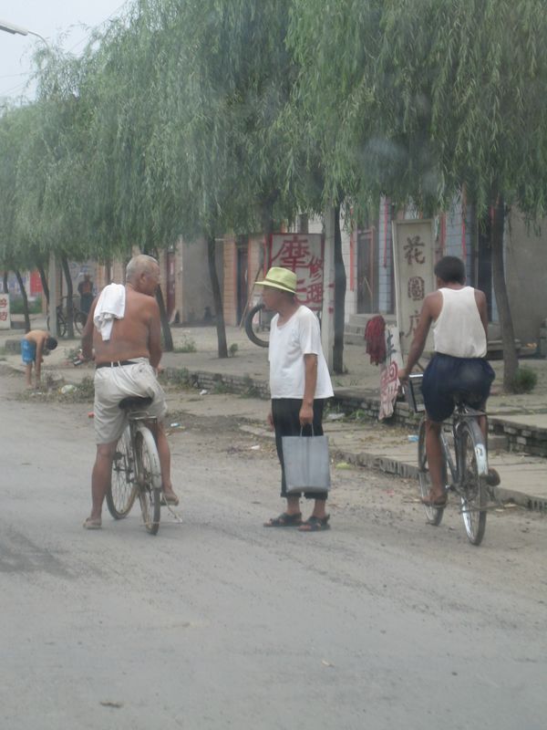Zhengzhou_05_On_the_Road_014.jpg