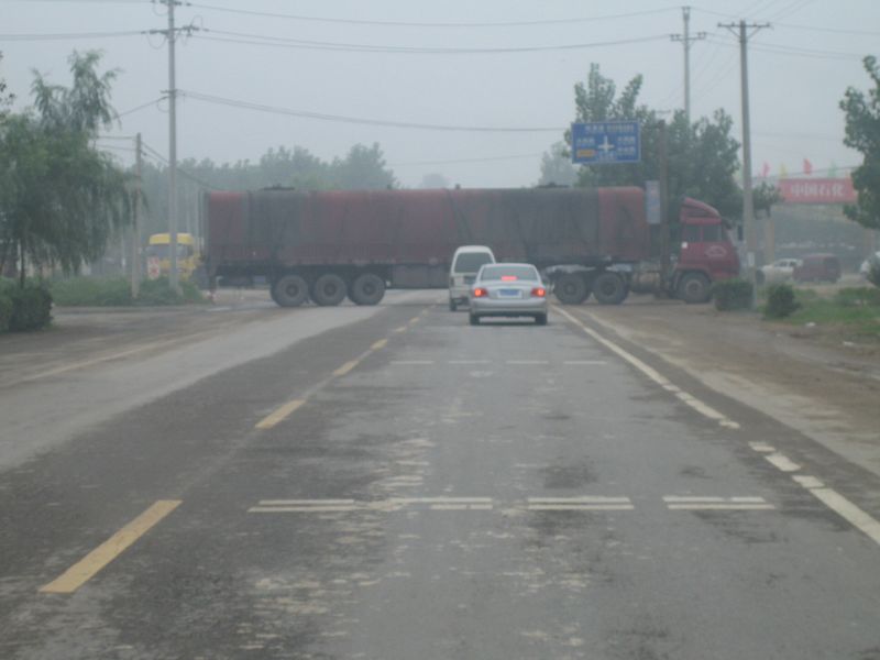 Zhengzhou_05_On_the_Road_030.jpg