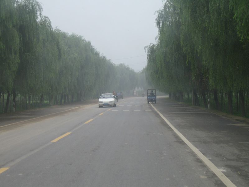 Zhengzhou_05_On_the_Road_036.jpg