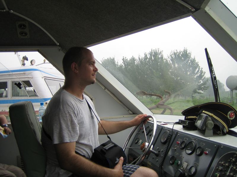 Zhengzhou_05_Yellow_River_Hovercraft_027.jpg