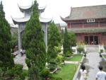 Zhengzhou_05-Xiangguo Temple-123035.jpg