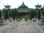 Zhengzhou_05-Xiangguo Temple-123036.JPG