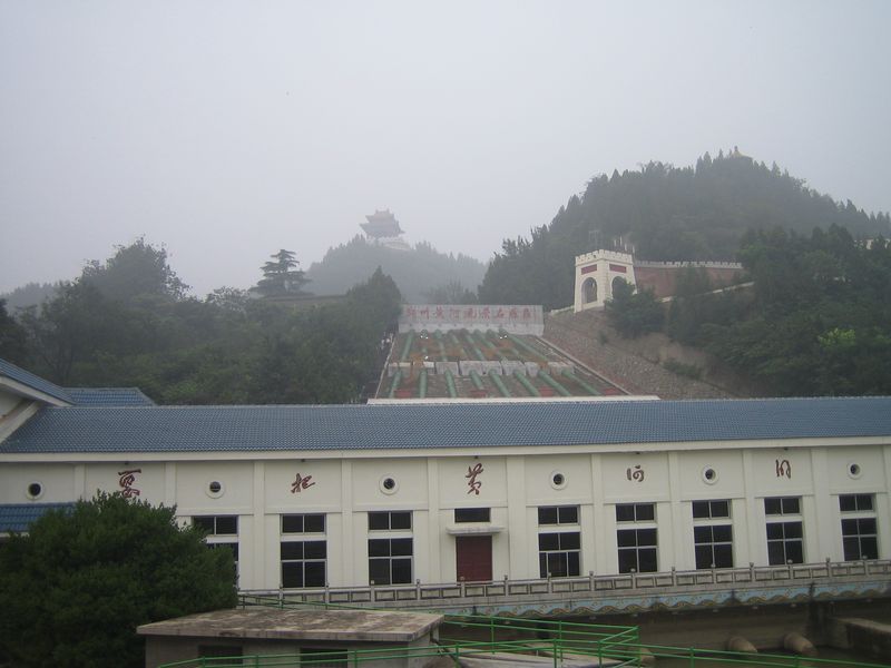Zhengzhou_05-Yellow River _amp_ Hovercraft-009.jpg