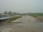 Zhengzhou_05-Yellow River _amp_ Hovercraft-024.JPG