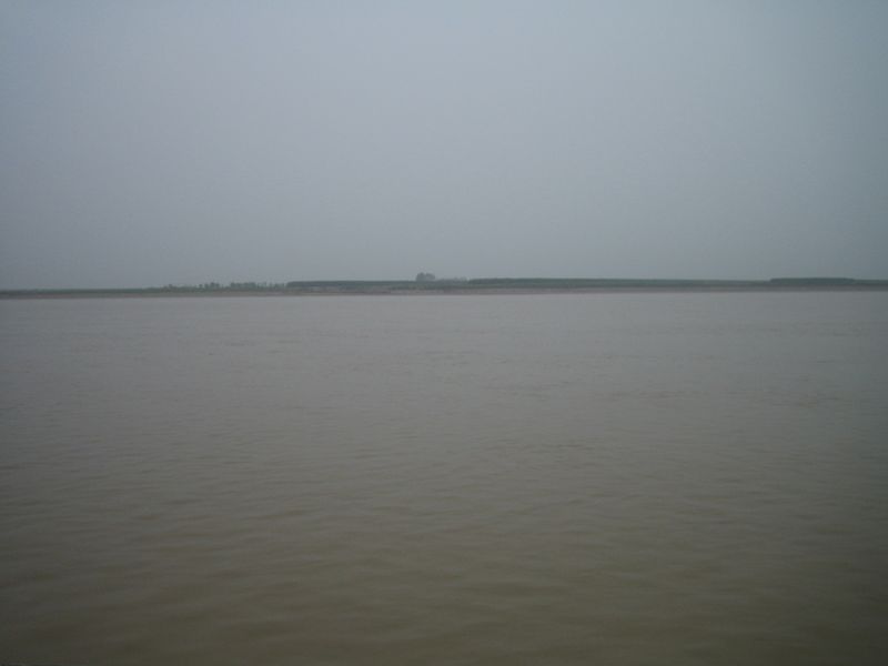 Zhengzhou_05-Yellow River _amp_ Hovercraft-046.jpg