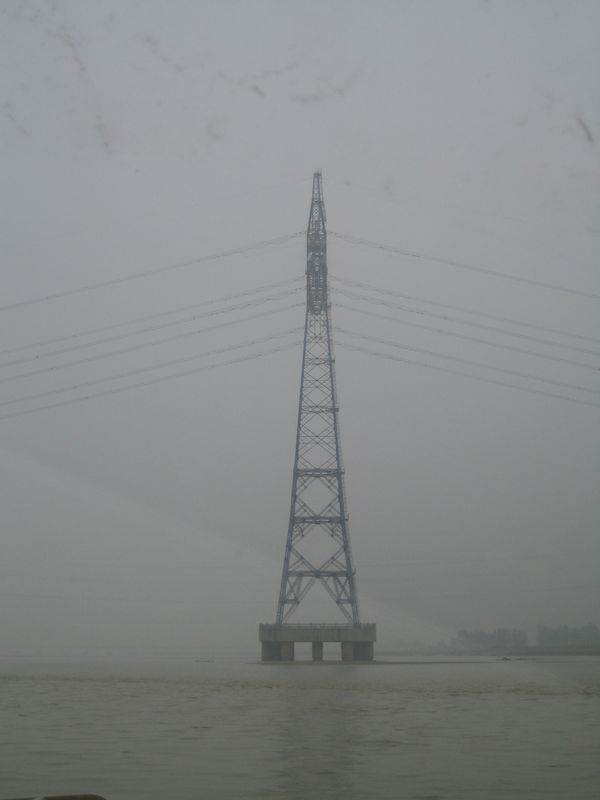 Zhengzhou_05-Yellow River _amp_ Hovercraft-054.jpg