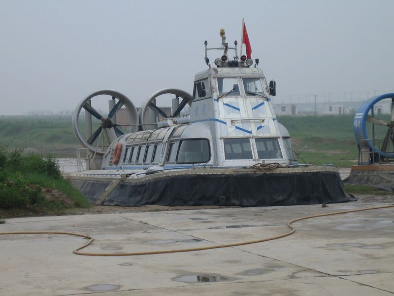 Zhengzhou_05-Yellow River _amp_ Hovercraft-058.jpg