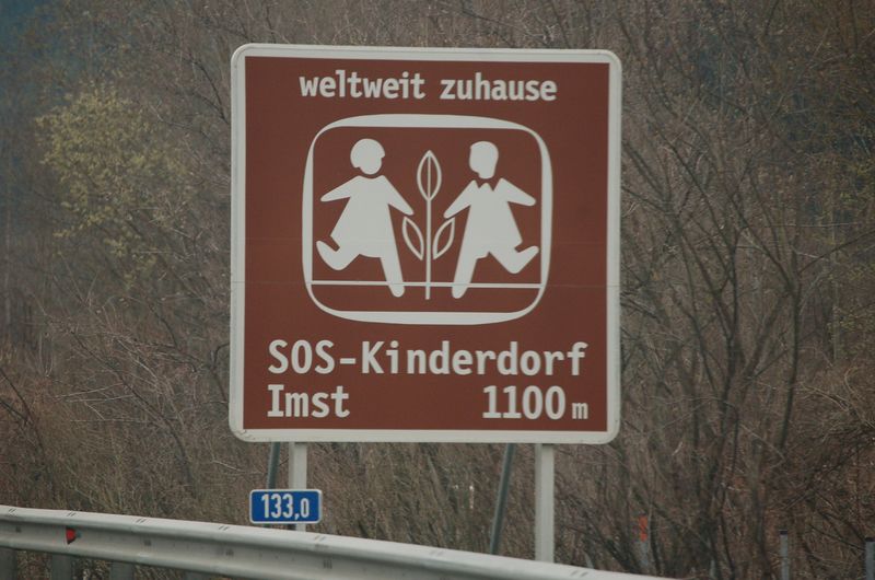 Austria 12_04_06-7044.jpg