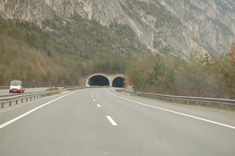 Austria 12_04_06-7054.jpg