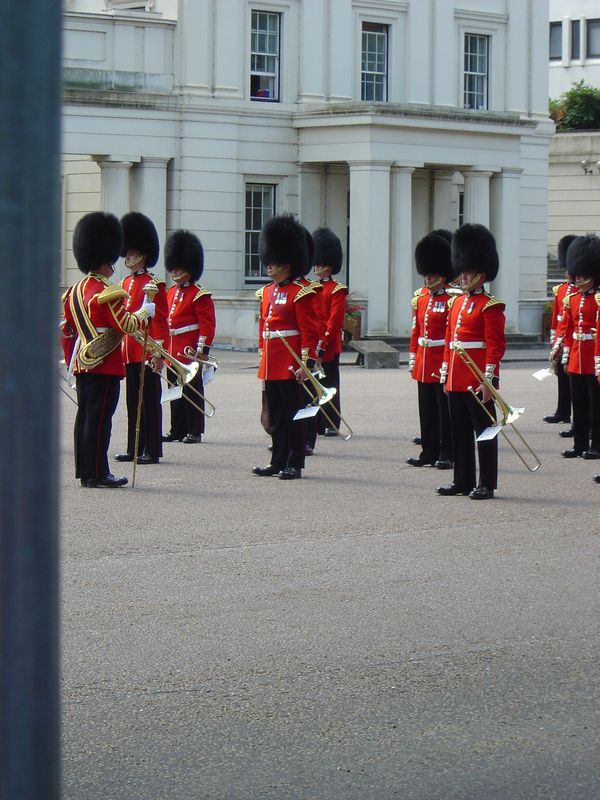 England_05_Buckingham_Palace_022.jpg