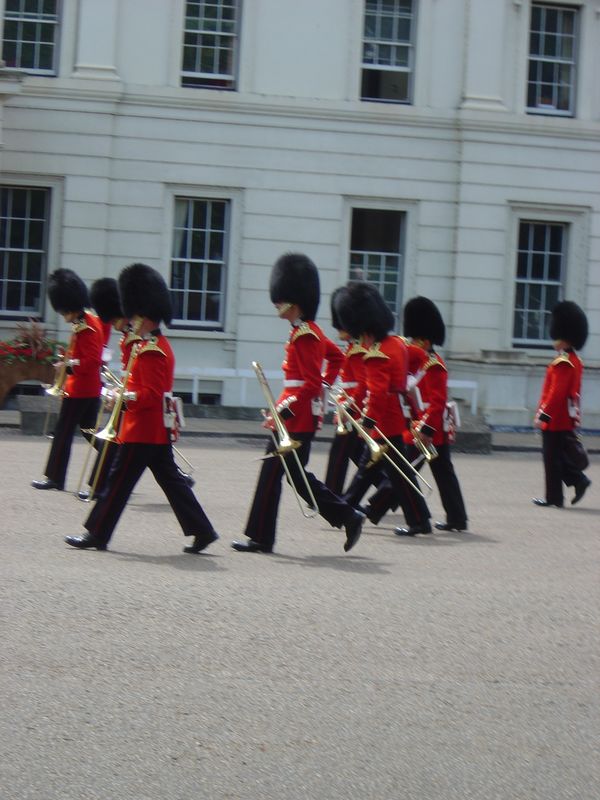 England_05_Buckingham_Palace_024.jpg