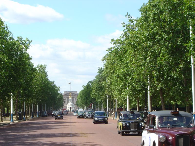 England_05_Buckingham_Palace_030.jpg