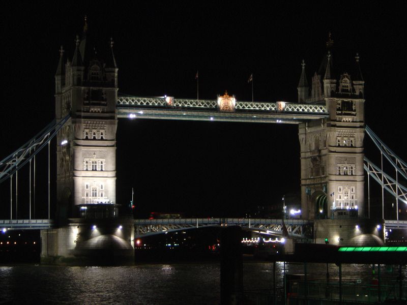England_05_Tower_Bridge_009.jpg