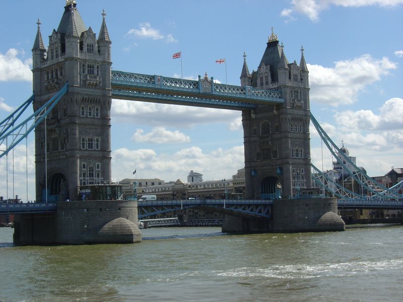 England_05_Tower_Bridge_018.jpg