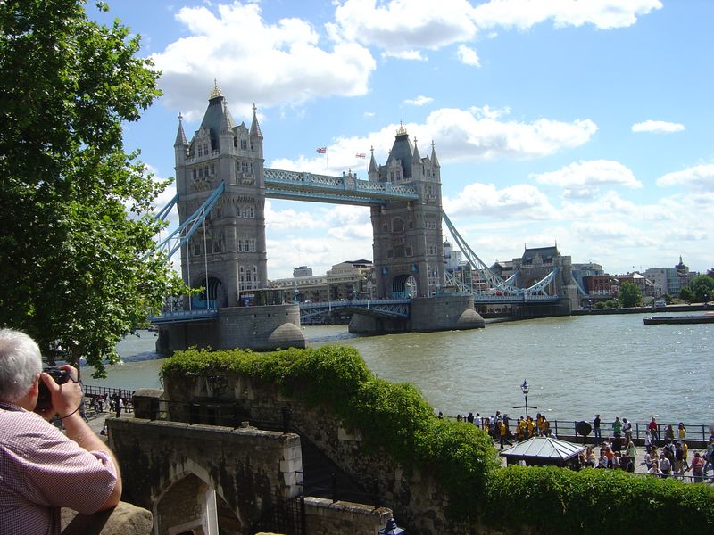 England_05_Tower_Bridge_023.jpg