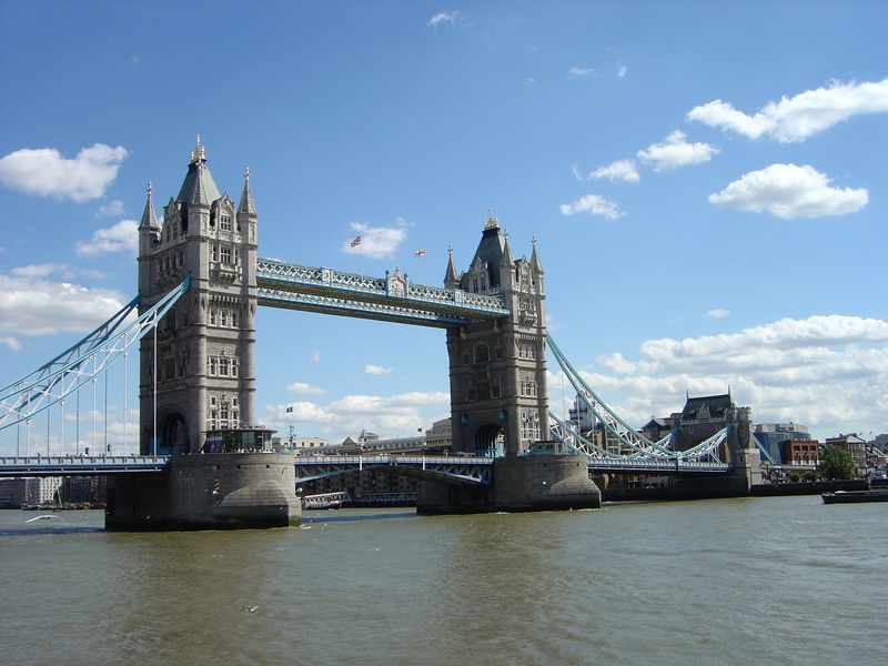 England_05_Tower_Bridge_030.jpg