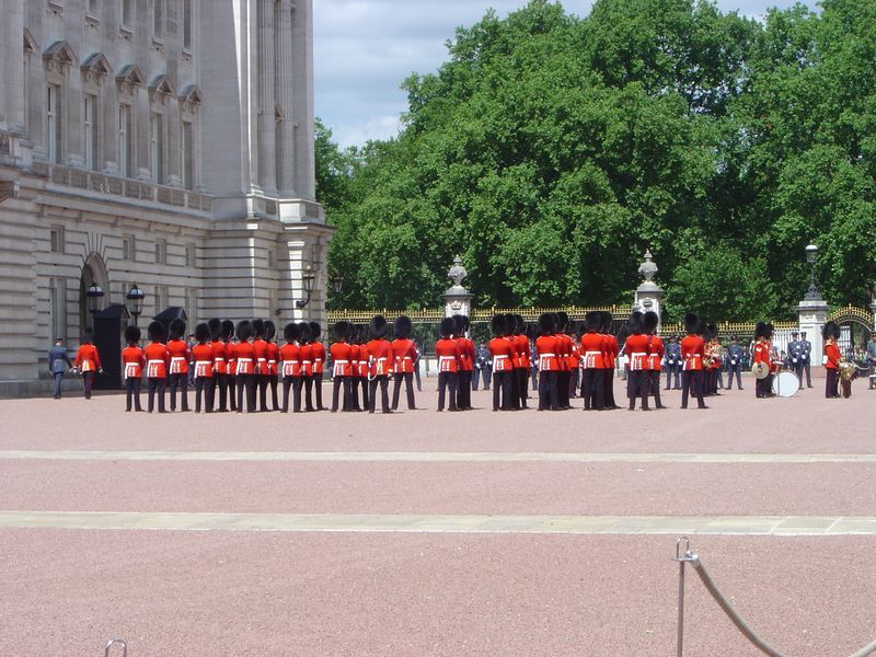 England_05_Buckingham_Palace_007.jpg